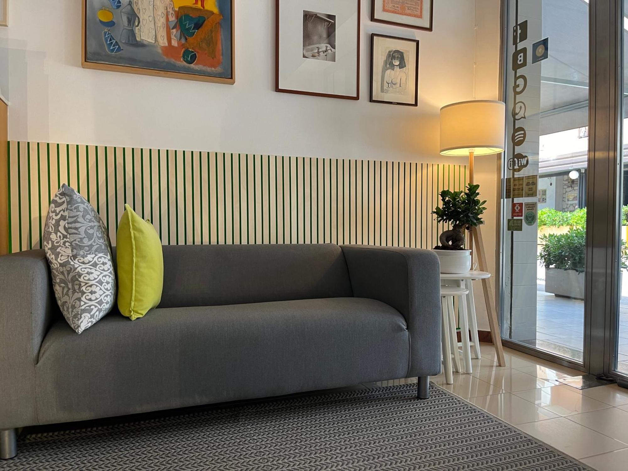 T Hotel Римини Экстерьер фото